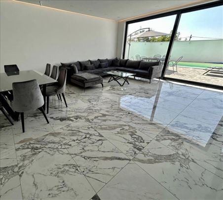 Petrovaradin, Sremska Kamenica, Kuća, 1.0, 180m2