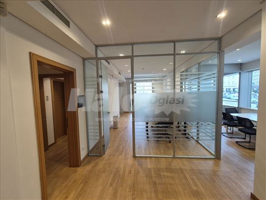 Premium kancelarijski prostor u b2 zgradi, 105,57 