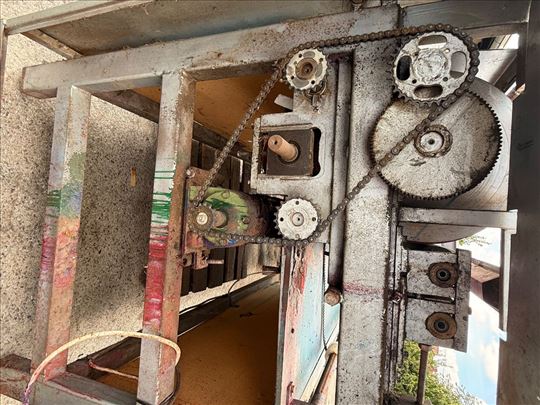 Prodajem štampač za kartone