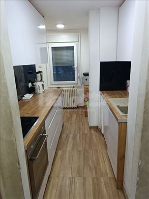 Stan 34.blok, 73 m2, dvostrano orijentisan