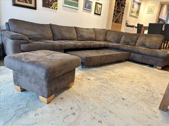 Ugaona garnitura sa opcijom razvlačenja, fiokom