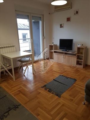 Zvezdara, okretnica tramvaja, 29m2, novogradnja