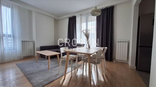 3.0 stan u zgradi Metropiliten ID#1708