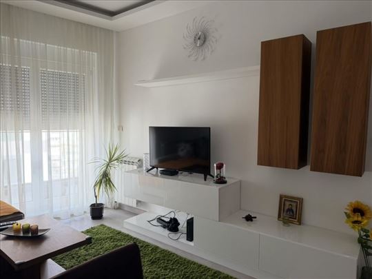 Autokomanda,Admirala Vukovića,novogradnja ID#19064