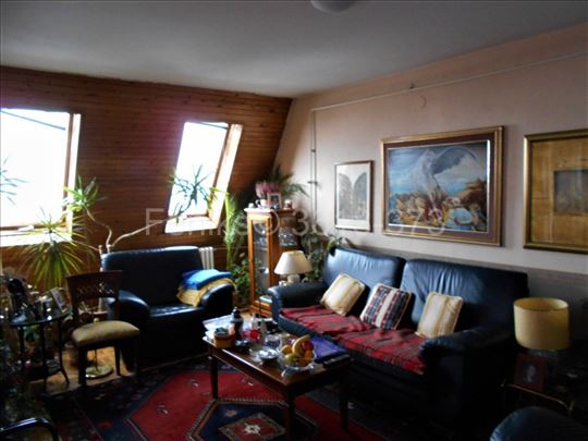 Banovo brdo, Golf, 82m2 ,uknjižen stan