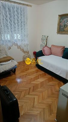 Bele Vode 42m2 dvosoban, namešten stan