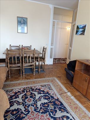 Blok 44, Piramida, Gandijeva, 1.5, 47m2, lodja