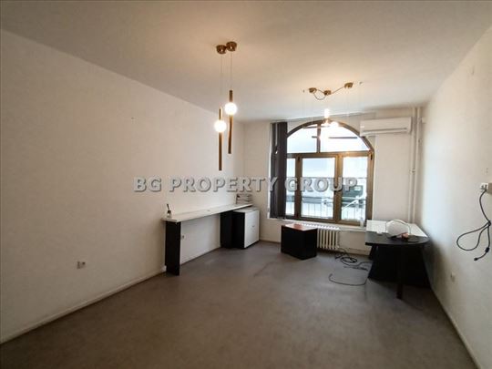Centar,250m2,poslovni prostor