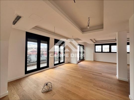 Centar Voždovca, Koste Jovanovića, 173m2 + garaže