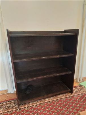 Drvena polica / manja komoda sa 3 pregrade