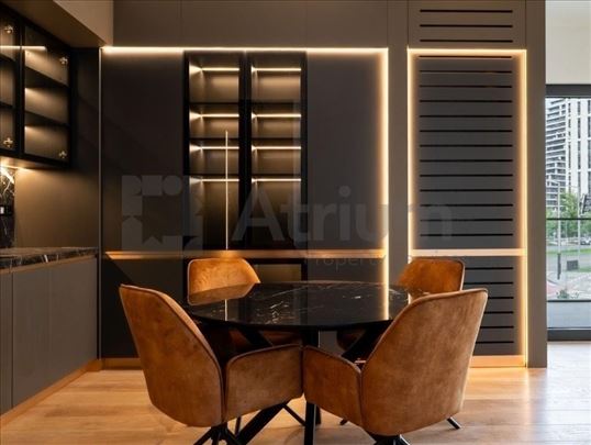 Dvostrano orijentisan stan sa pogledom na Kulu