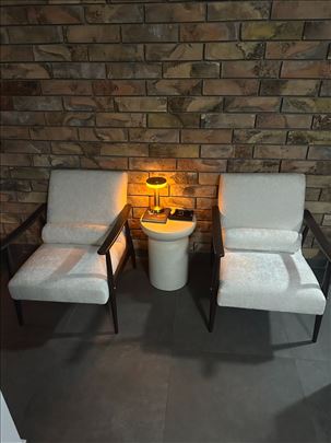 Fotelje sa jastučićima