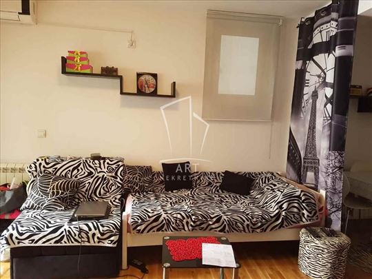 Idealan za studente ID#10430