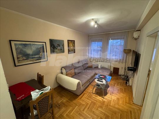 Izdajem jednoiposoban stan na lekinom brdu