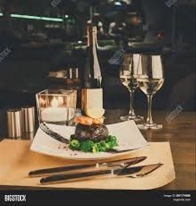 Izuzetan, autentični restoran u najlepšem delu Pan