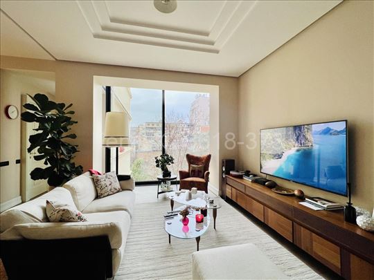 Luksuzan stan za izdavanje , Svetozara Markovica ,