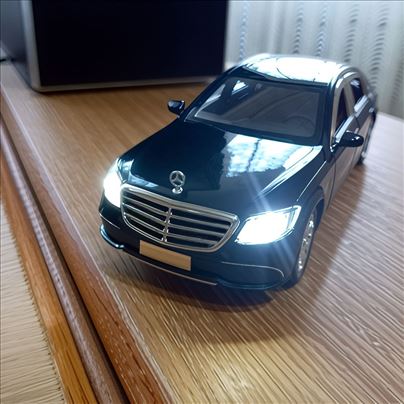 Metalni model Mercedes E-klasa