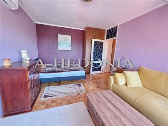 Mirijevo, renoviran 1.0, fasadna cigla, opremljen