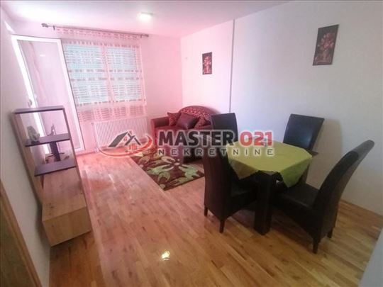 Namešten noviji stan 39m2, gas grejanje - Salajka