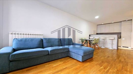 Nov stan za izdavanje sa parkingom Cvijićeva