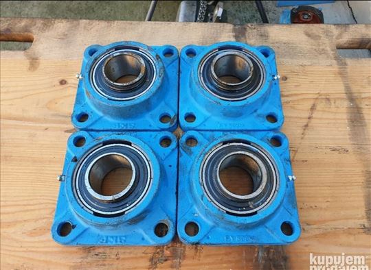 Poklopci sa ležajevima za reduktor el. motora