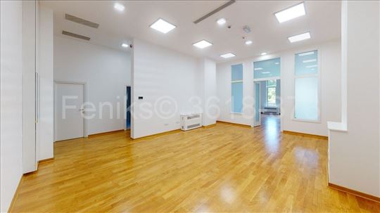 Poslovni prostor za izdavanje,  Centar 265m2