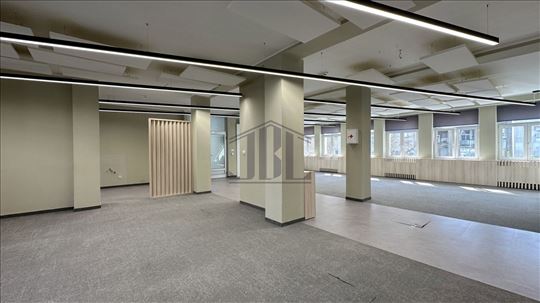 Poslovni prostor za izdavanje, Trg republike, 193 