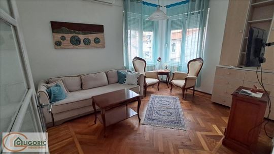 Potpuno namešten-niski mesečni troškovi