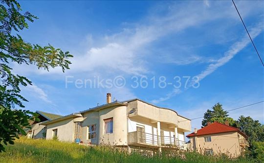 Prodaja kuće, Umka, Pećani, 361m2