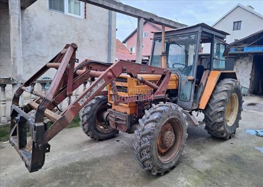 Renault 651.4s sa utovarnom rukom