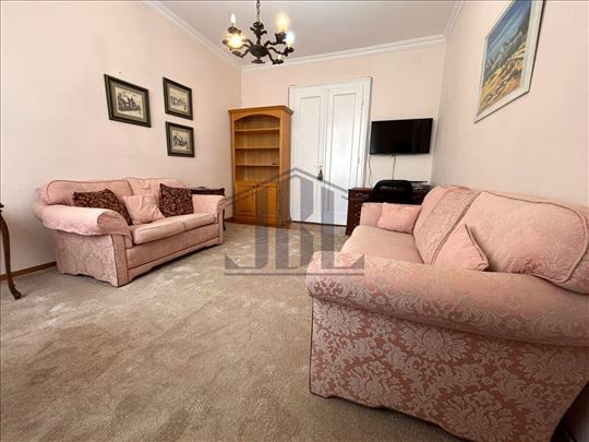 Salonski stan, Palilulska pijaca, 77m2, ID2360