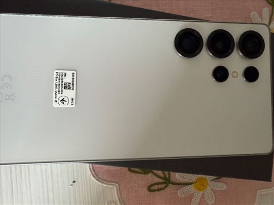 Samsung galaxy S25 Ultra 12GB/256Gb -Kao nov
