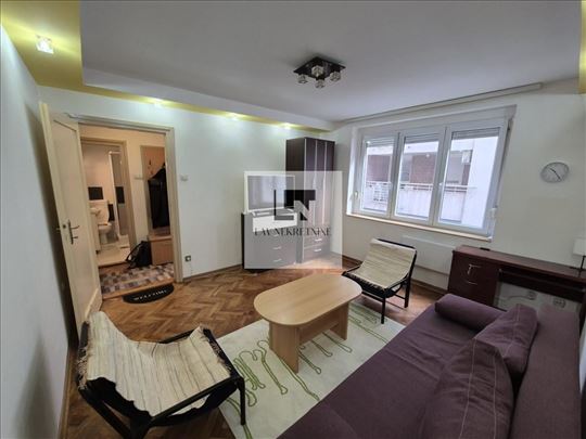 Simpatičan manji stan