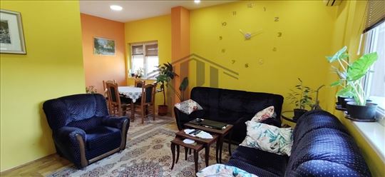 Stan na prodaju, Labudovo brdo, 53+8,5m2, ID