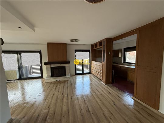 Stara Borča, 111m2 sa parkingom