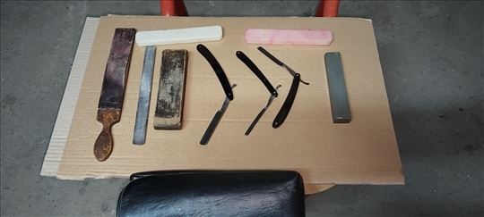 Stari komplet za brijanje