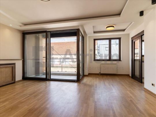 Vračar - prazan ili namešten četvorosoban stan