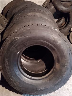 11.00R20 KAMA nove gume