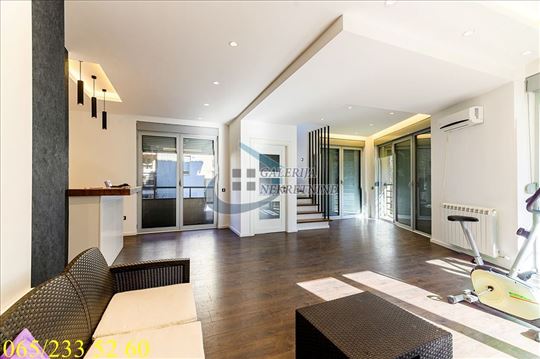 Čukarica, Banovo brdo - Kneza Višeslava