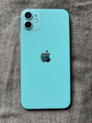 Iphone 11 zeleni kupljen u USA 