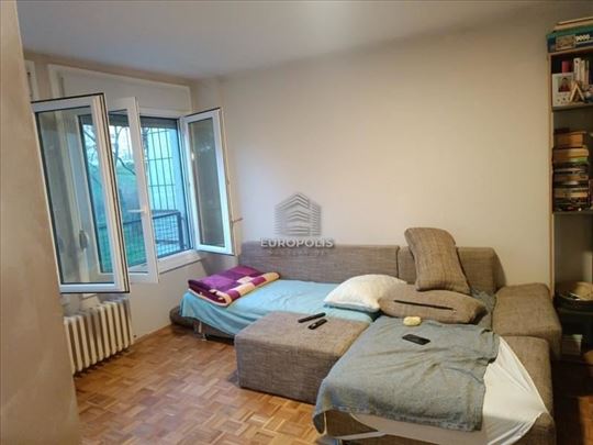 Odličan troiposoban porodičan stan blok 34, uknjiž