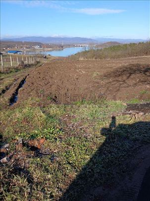 Plac na Gružasnskom jezeru od 5 ari - Žunje