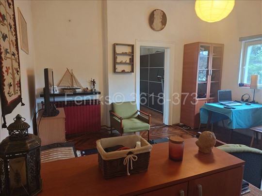 Prodaja stana, Vojvode Milenka