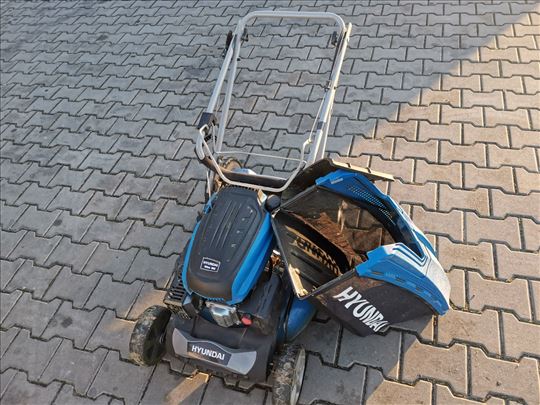 Usluzno kosenje trave trimerom i kosilicom