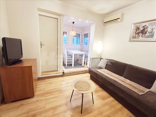  Vračar, Neimar, mogucnost parking mesta  