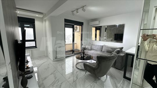 Crveni Krst Vracar 45m2 