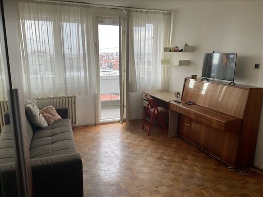 Jednosoban, Naselje Sava Kovačević, Sava Burića