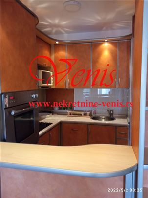 LIMAN ul.Bul.Cara Lazara 45 m2 - 400 Evra