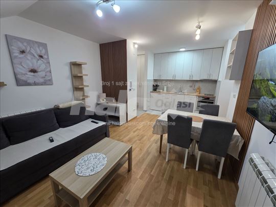 Odlican stan u najlepsem naselju na Ledinama