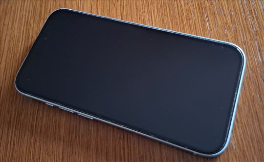 Phone 15 plavi, 256 Gb, TOP stanje BATAJNICA